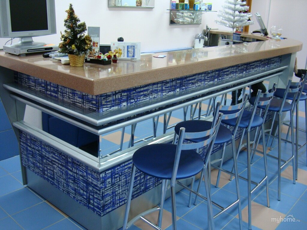 Bar counter made of tiles