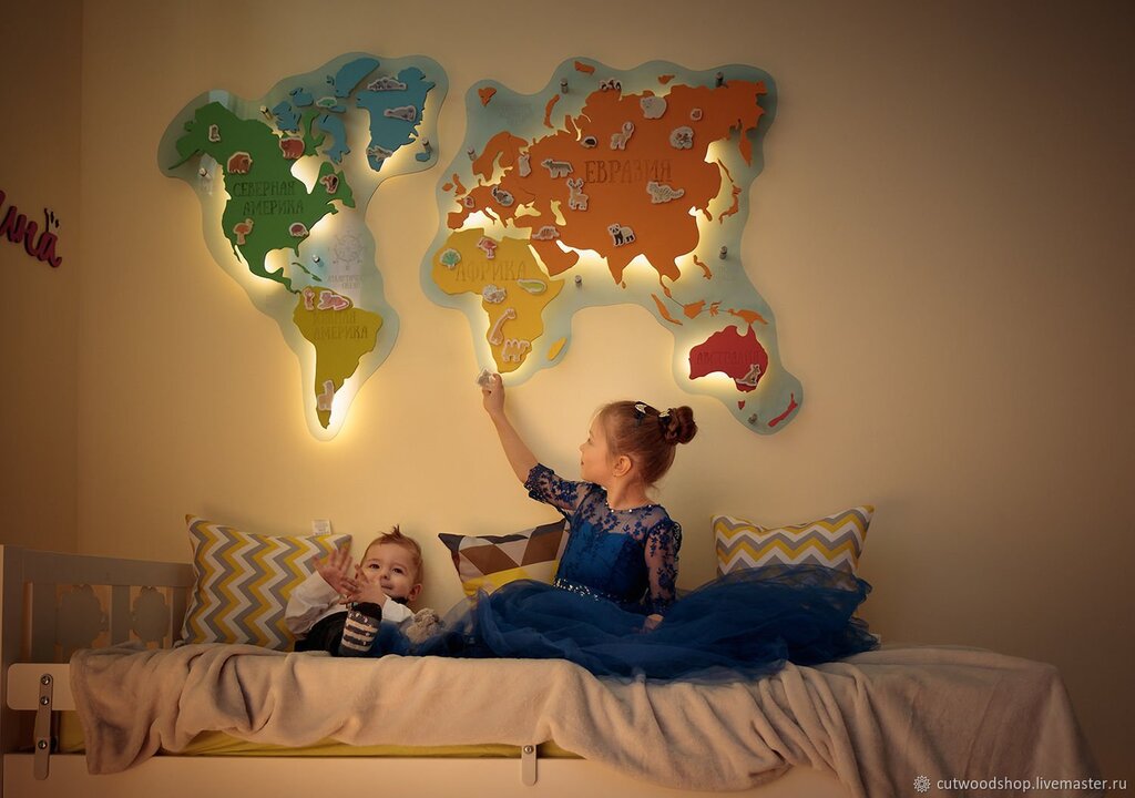 Деревянная карта мира в детской 45 фото