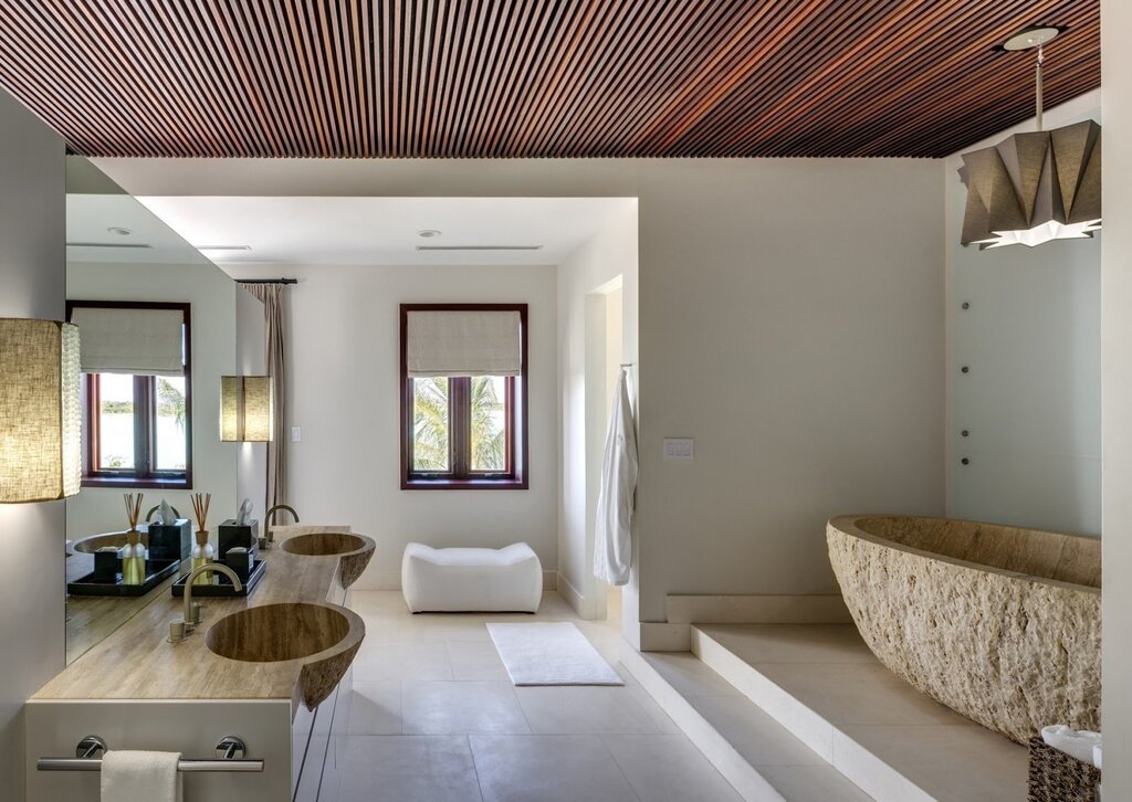 Wooden slatted ceiling in the bathroom