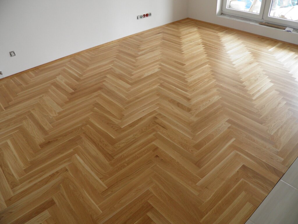 Diagonal parquet installation