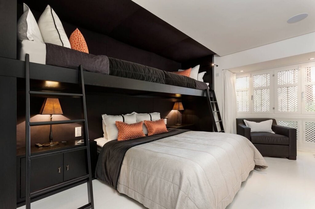 Дизайн комнаты с двуспальной кроватью