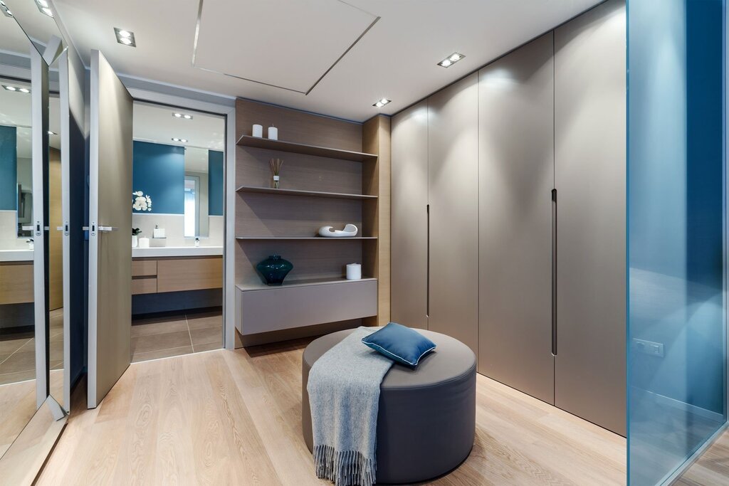 Дизайн комнаты с гардеробной