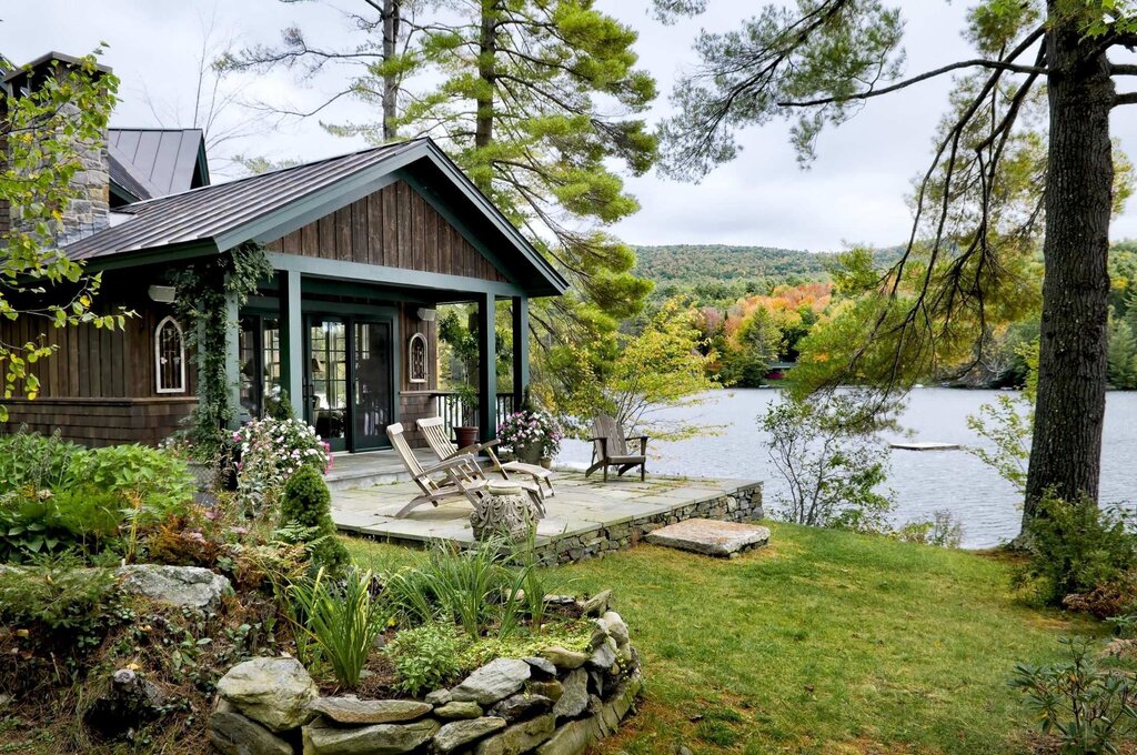 House on the riverbank