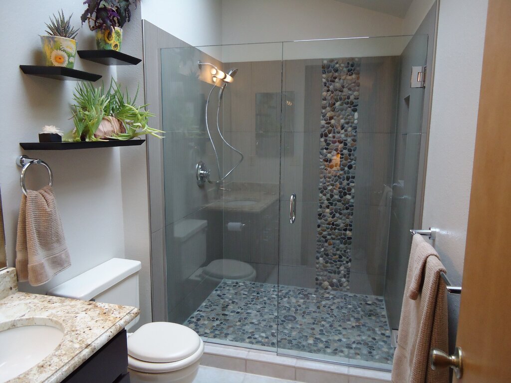 Shower enclosure in the bathroom