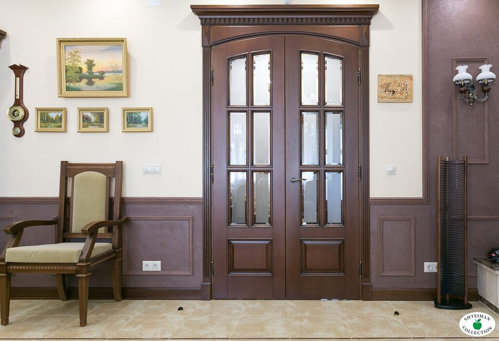 Interior doors made of solid mahogany