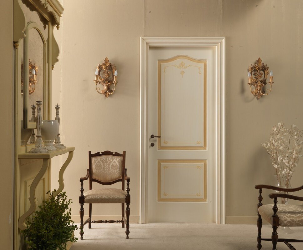 Doors in a classic style