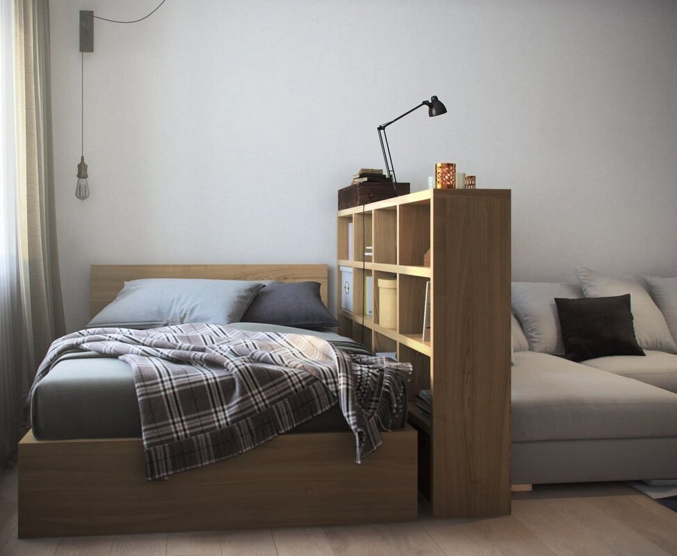 Двуспальная кровать в однокомнатной квартире