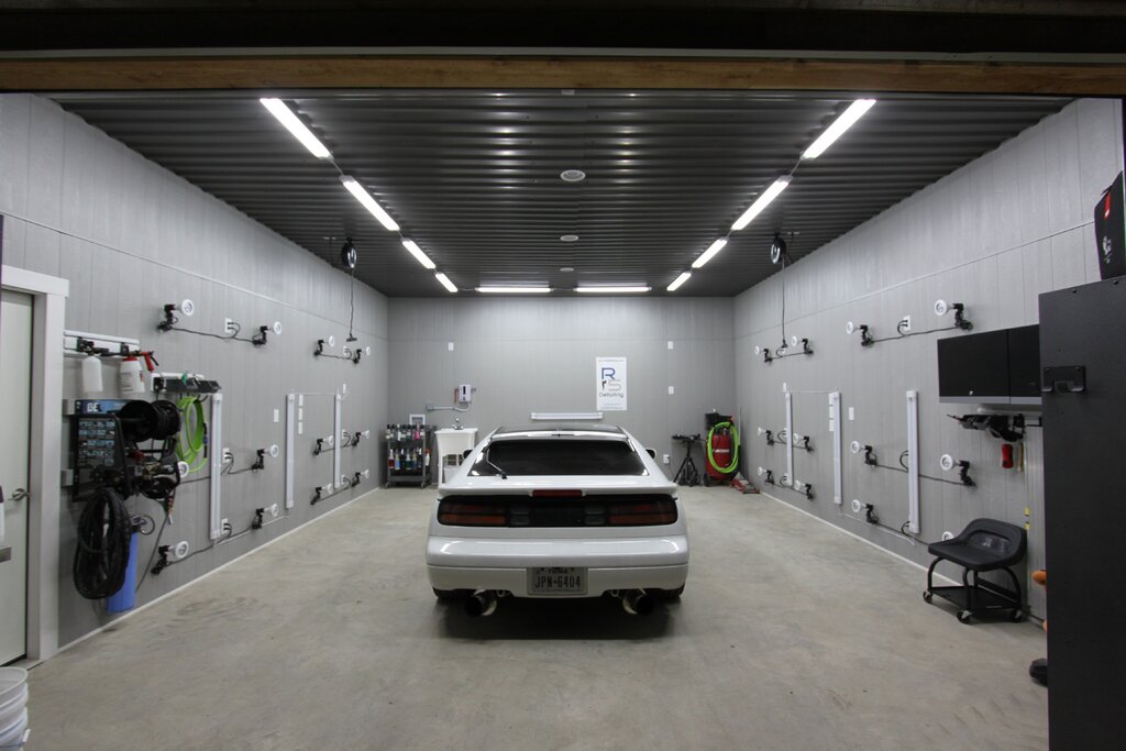 Garage for car repair