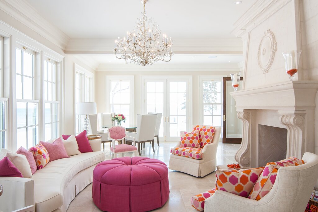 Living room in pink