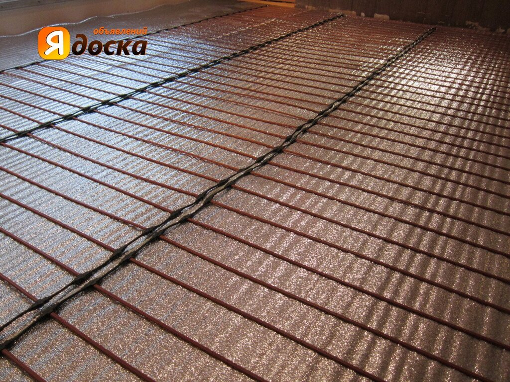 Infrared rod underfloor heating