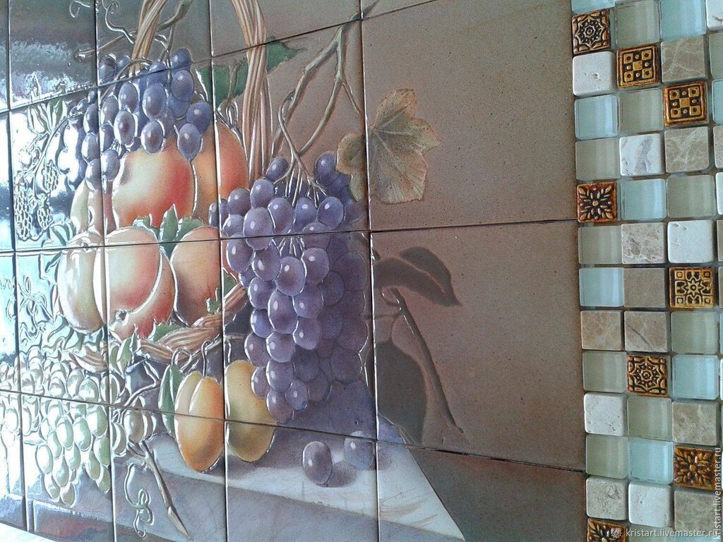 Ceramic wall panel for the kitchen