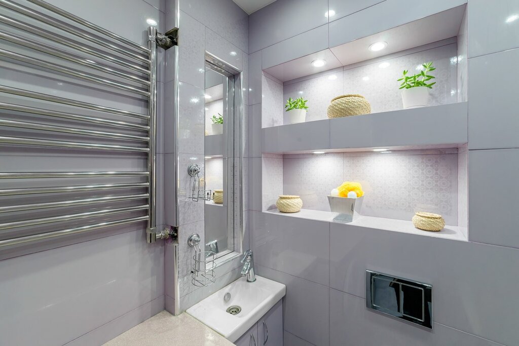 Beautiful shelves for the bathroom