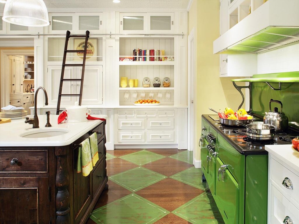 Красно зеленая кухня