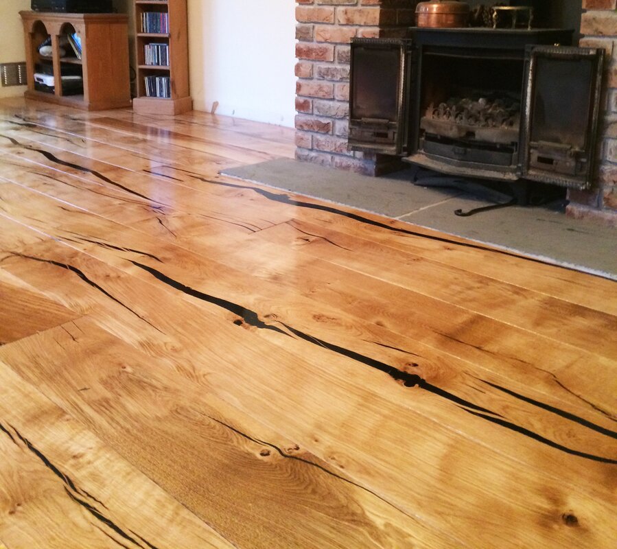 Curved floorboard