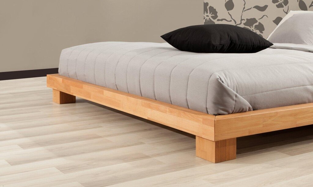 Low floor bed