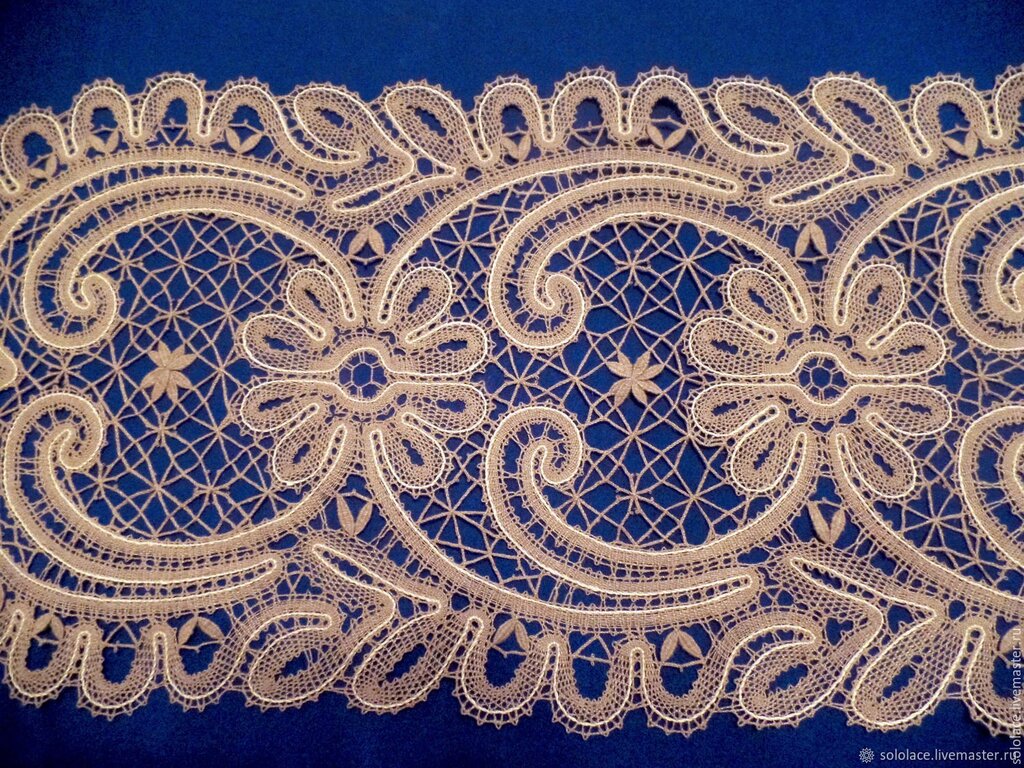 Lace picture