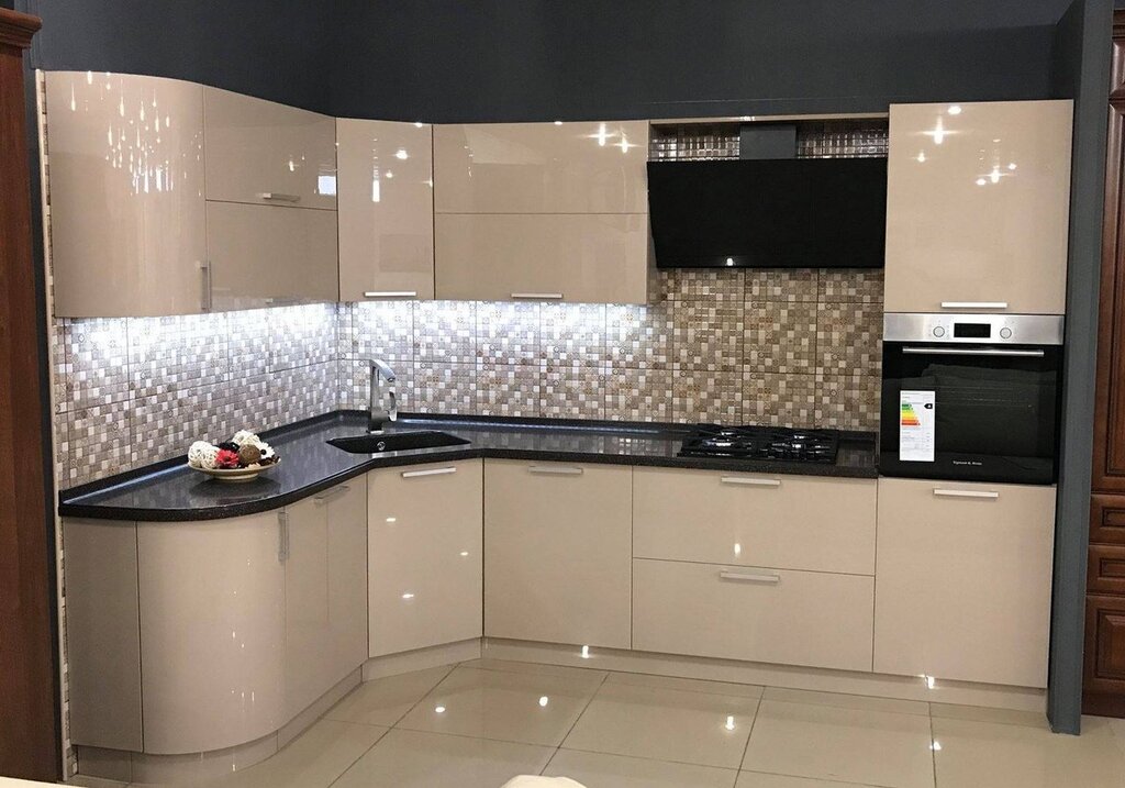 Glossy enamel kitchen