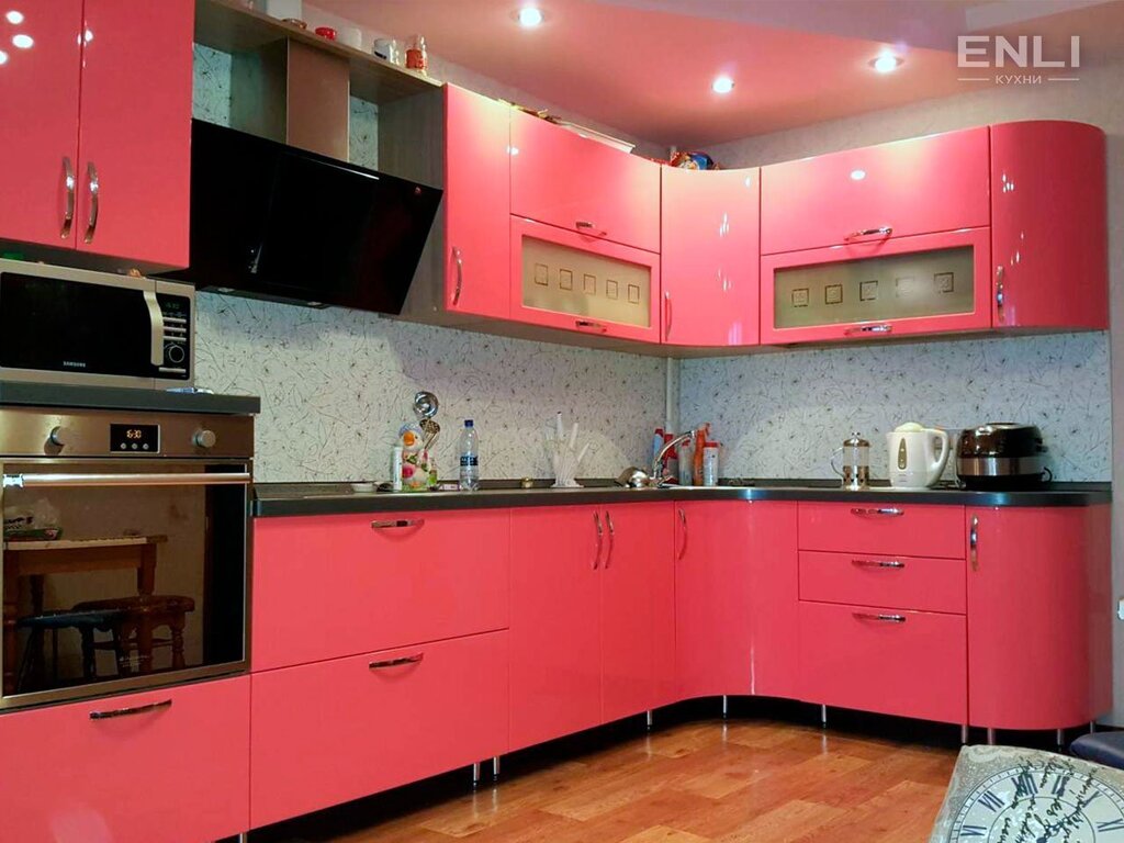 Coral-colored kitchen