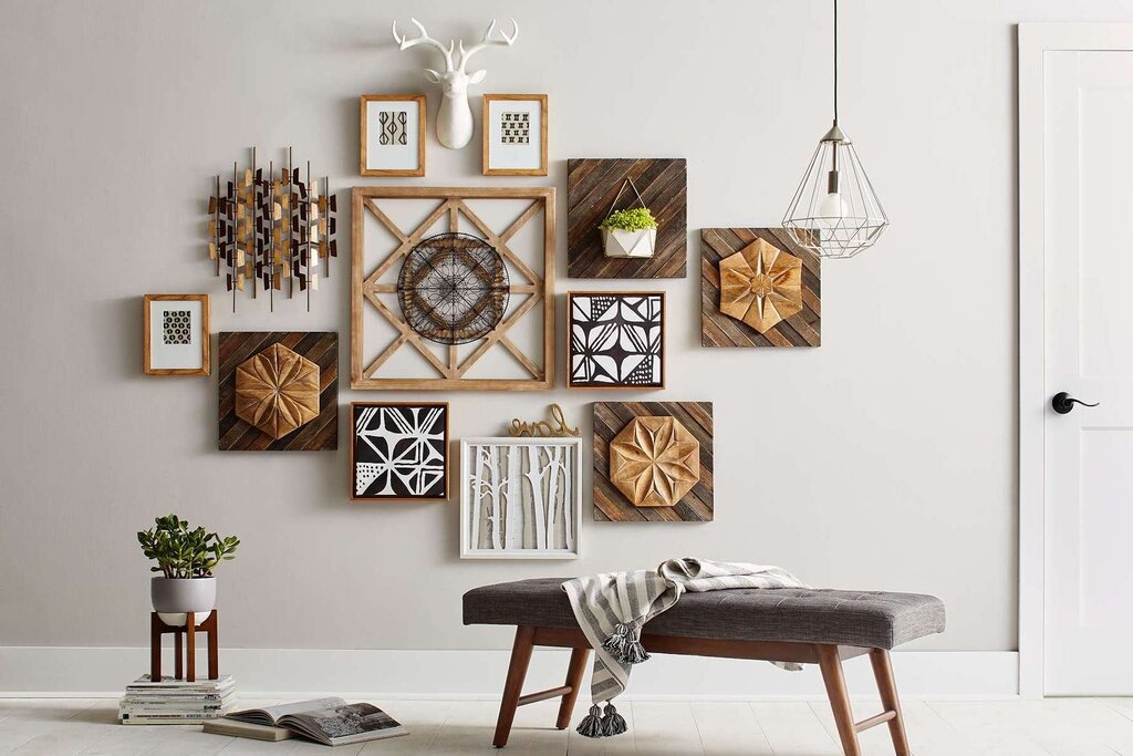 Wall decor made of wood