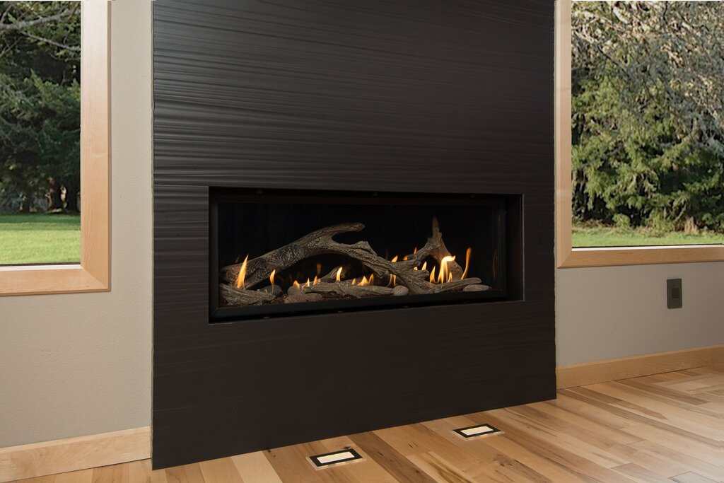 Cladding the fireplace with porcelain stoneware