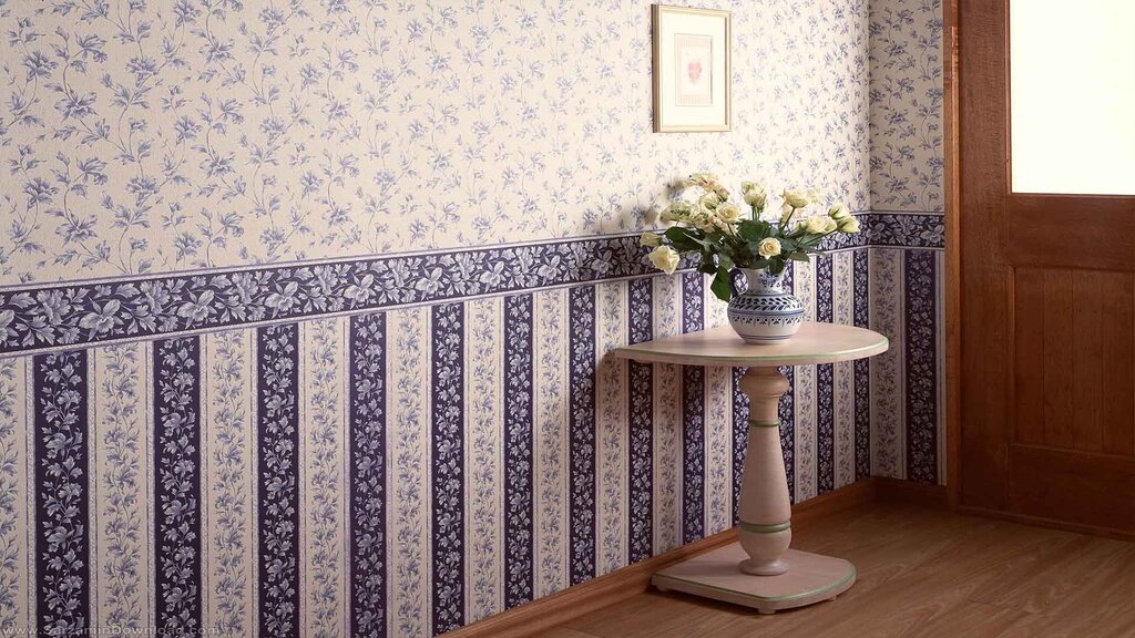 Wallpapering walls in two levels