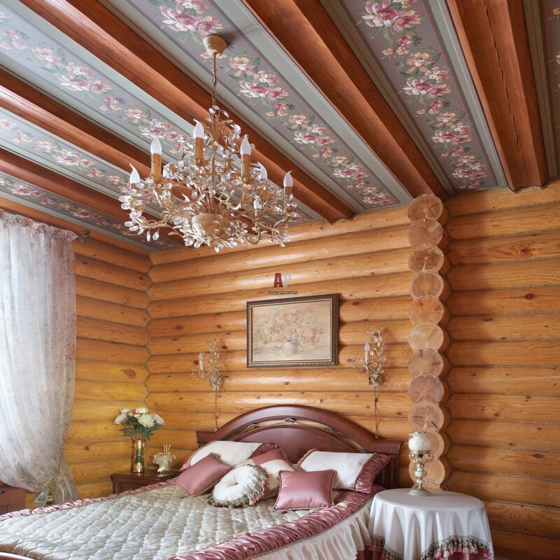 Отделка стен тканью в деревянном доме