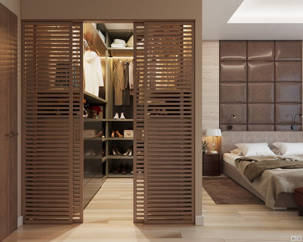 A partition made of louvered doors 25 фото