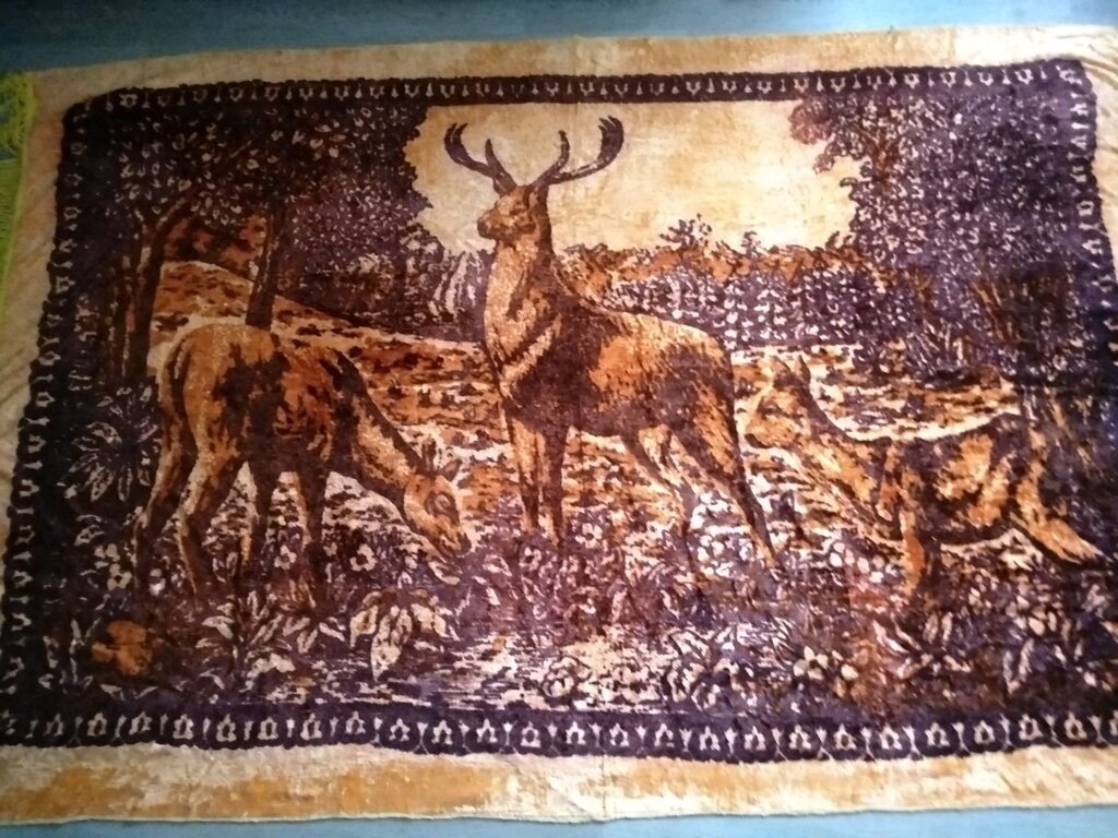 Плюшевый ковер с оленями СССР
