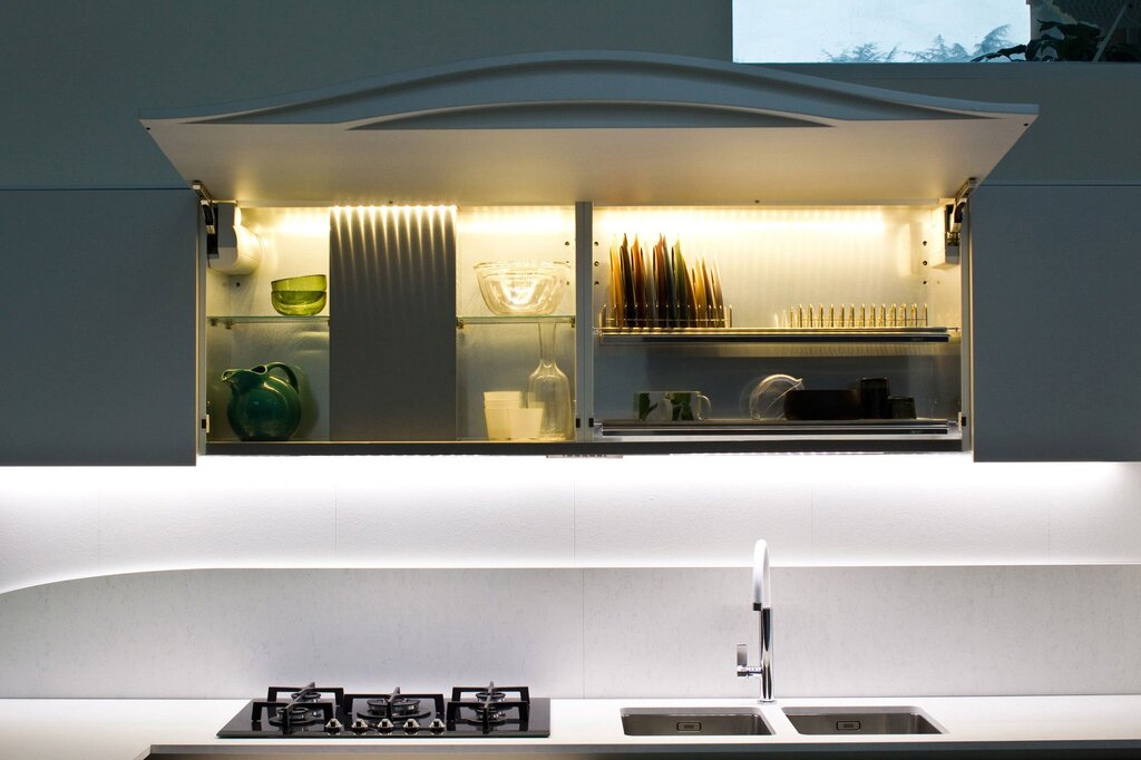 Lighting for the kitchen under cabinets