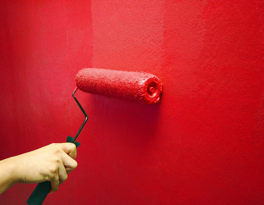 Покраска стен акриловой краской