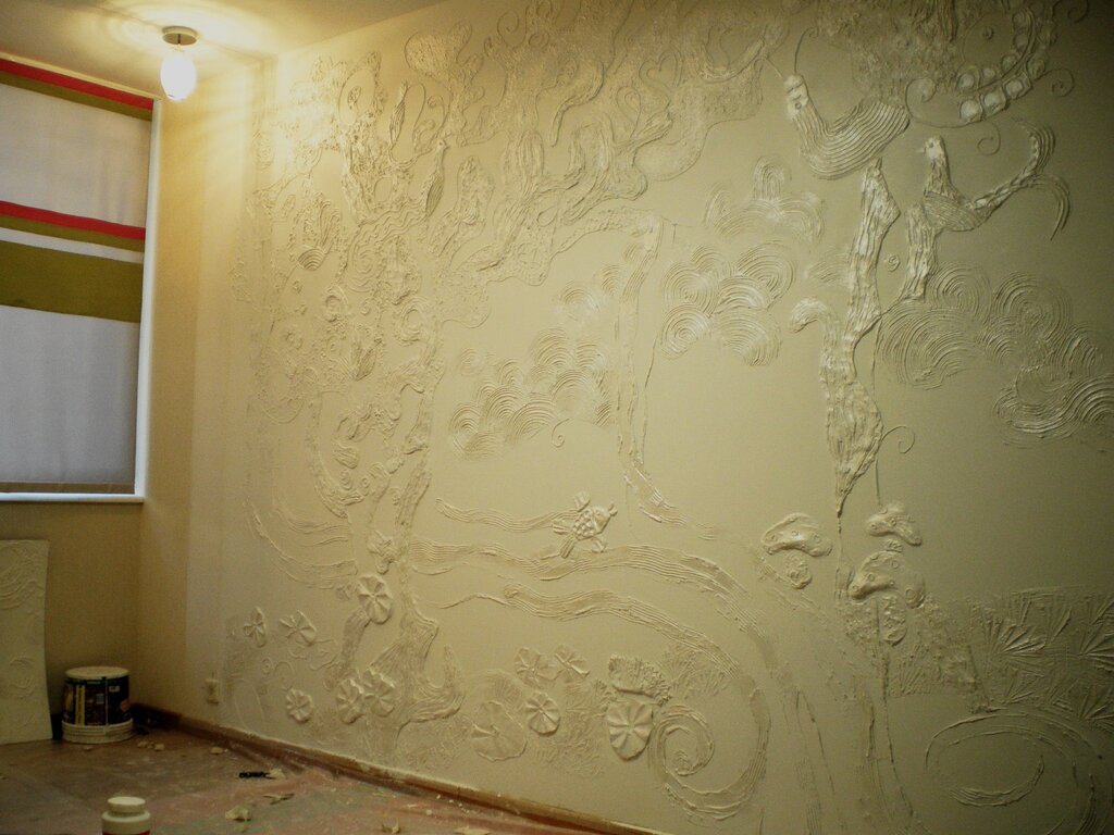 Покраска стен в квартире фактурной краской