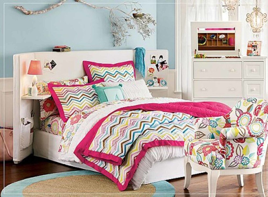 A bedspread for the children's room