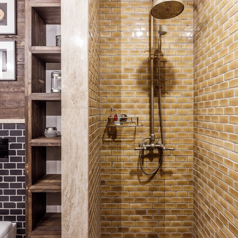 Shelves in the shower made of tiles