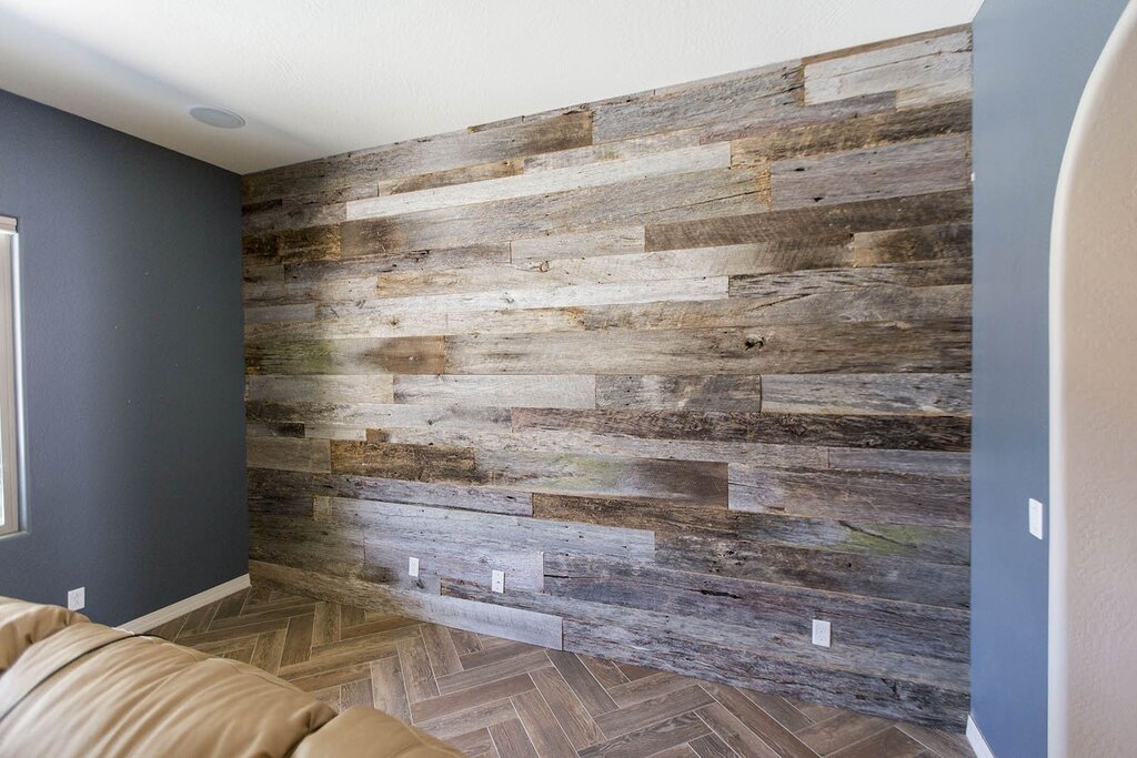 A strip of laminate on the wall