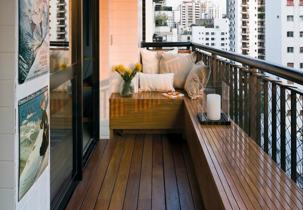 Пробковый пол на балконе