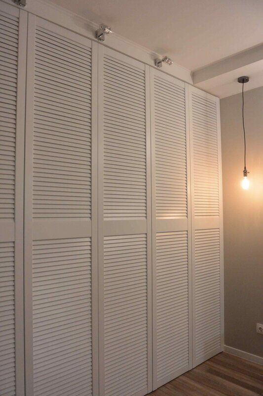 Louvered sliding doors