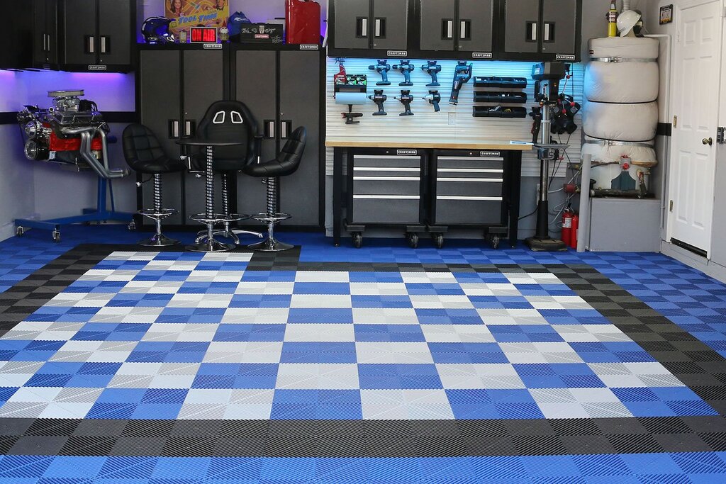 Rubber flooring for the garage