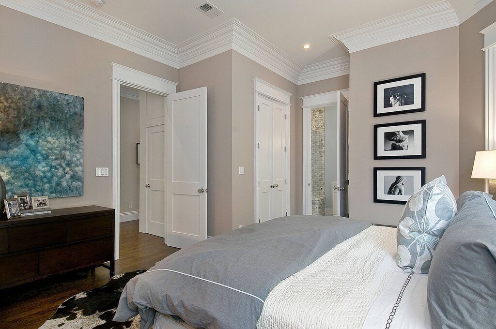 Gray-beige wall color