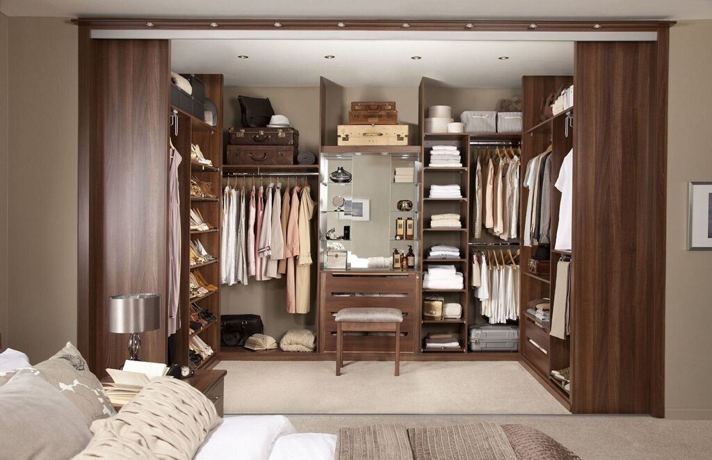 Шкафы гардеробные в спальню