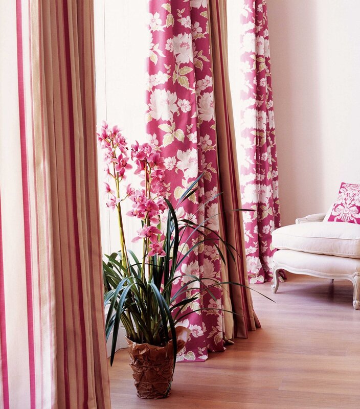 Curtains with large flowers