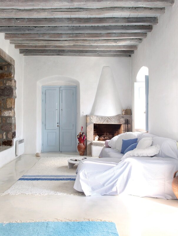 Bedroom in Greek style