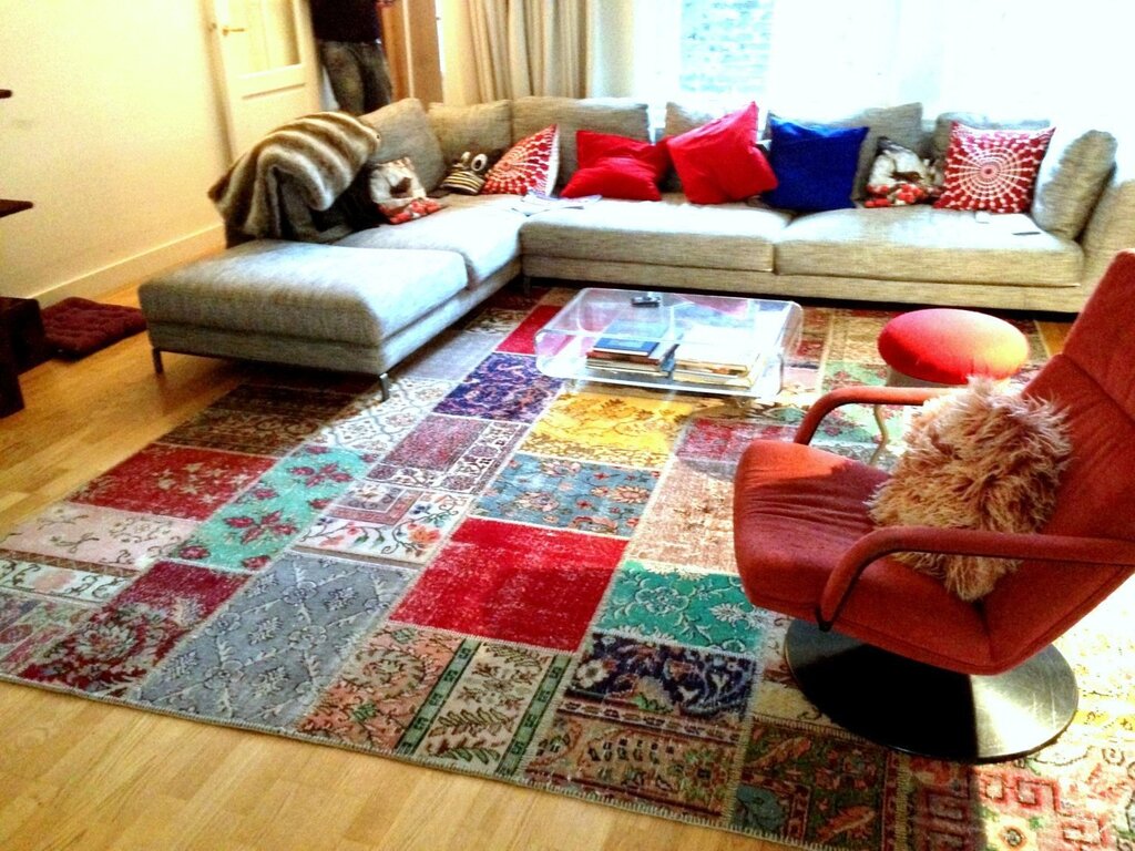 Старые ковры в современном интерьере