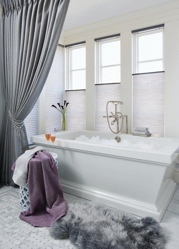 Стильные шторы для ванной