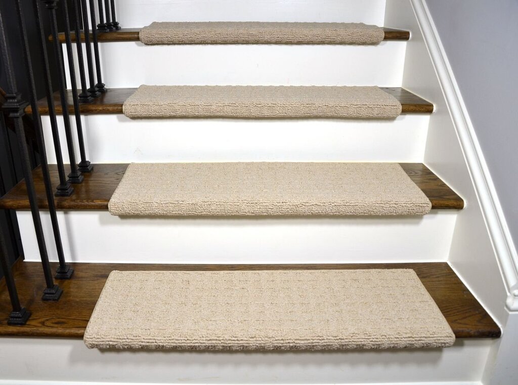 Steps for a staircase made of laminate