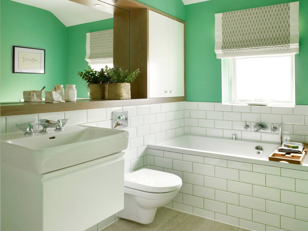 Светло зеленая ванная комната