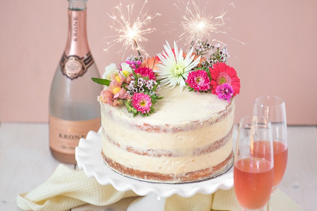 Cake and champagne pictures