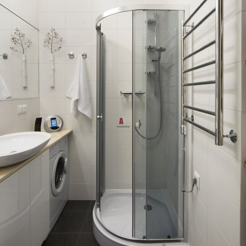 A bathroom in a Khrushchyovka with a shower