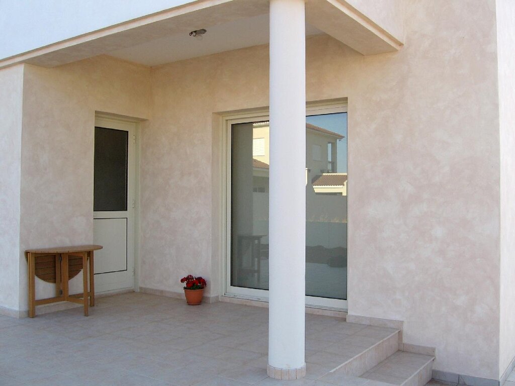 Venetian plaster for exterior finishing