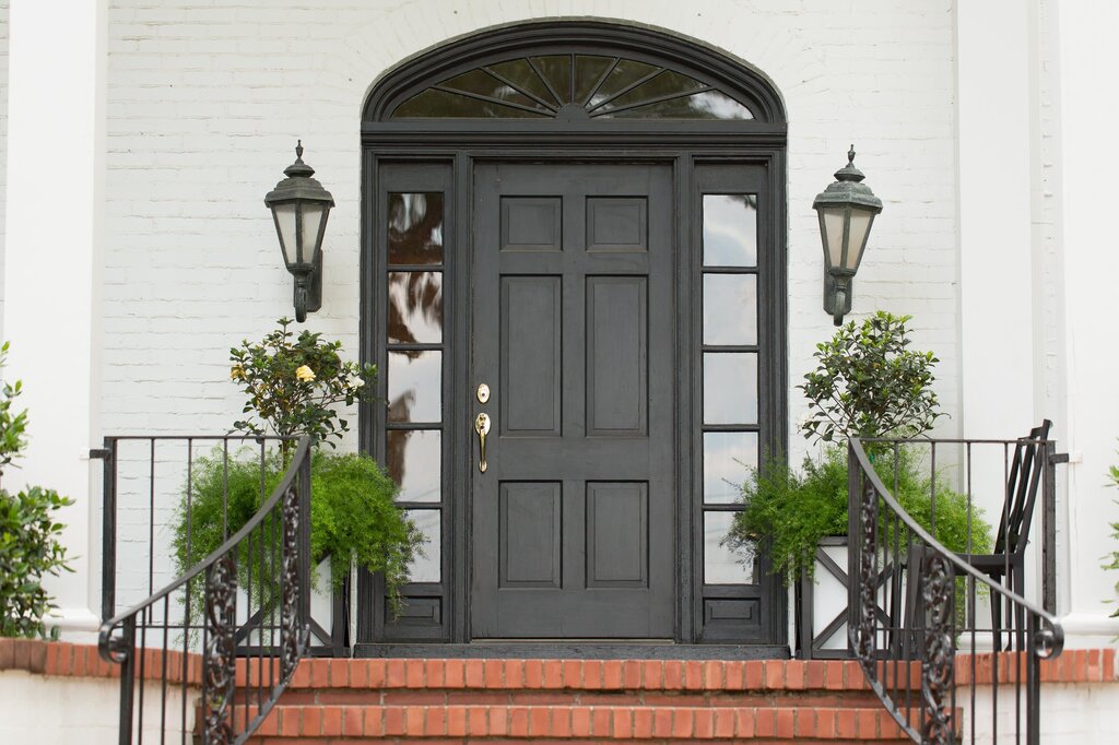 Entrance exterior door to a private house