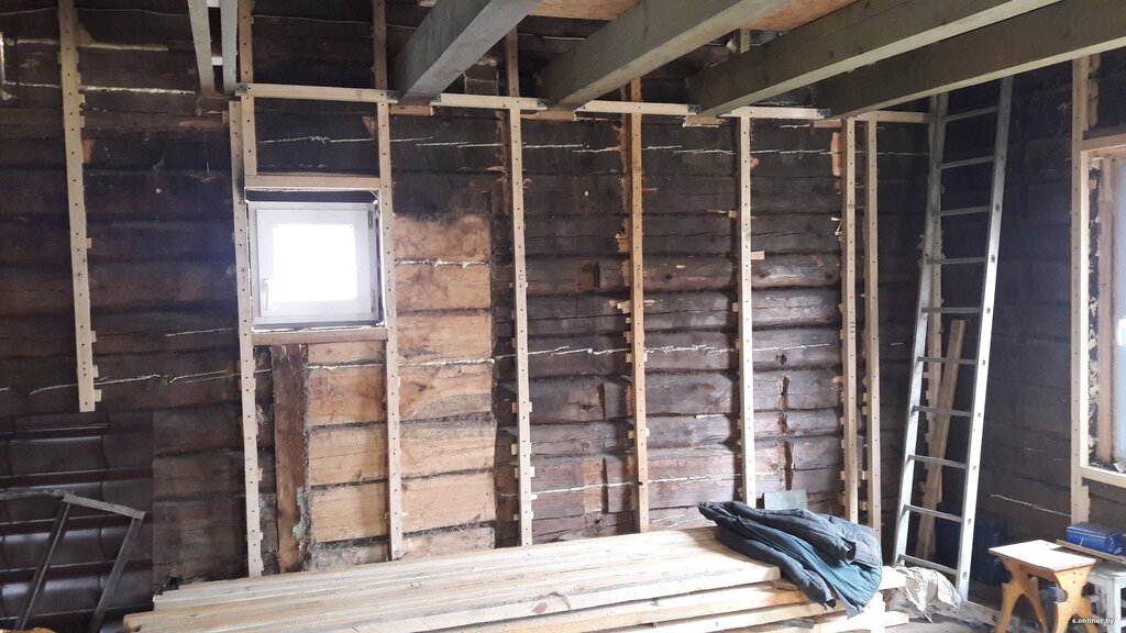 Внутренняя отделка старого деревянного дома